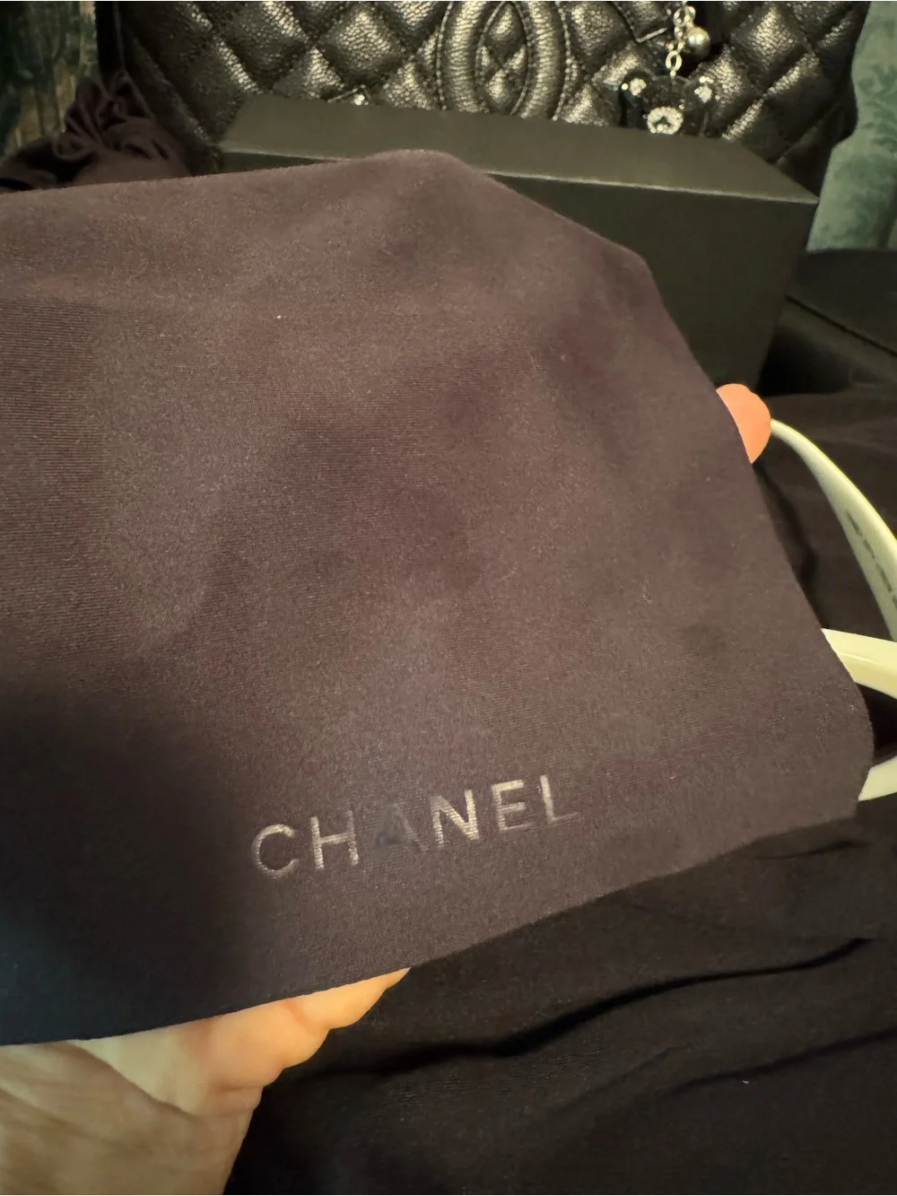 CHANEL gorgeous sunnies